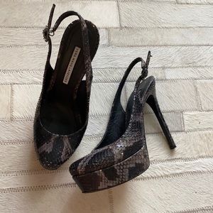 Woman’s Vera Wang Lavender heels